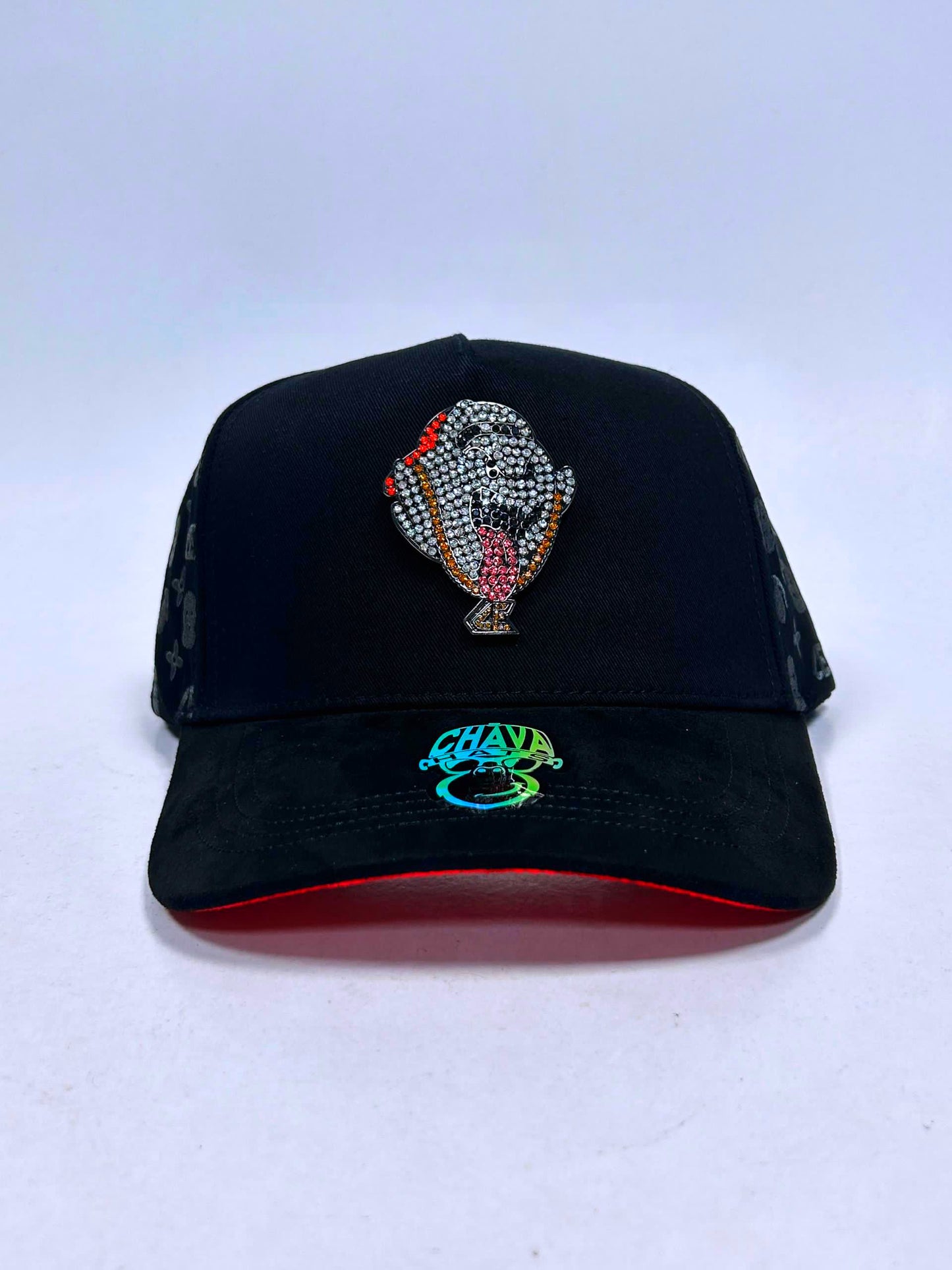 .Makabelico adiamantada cap
