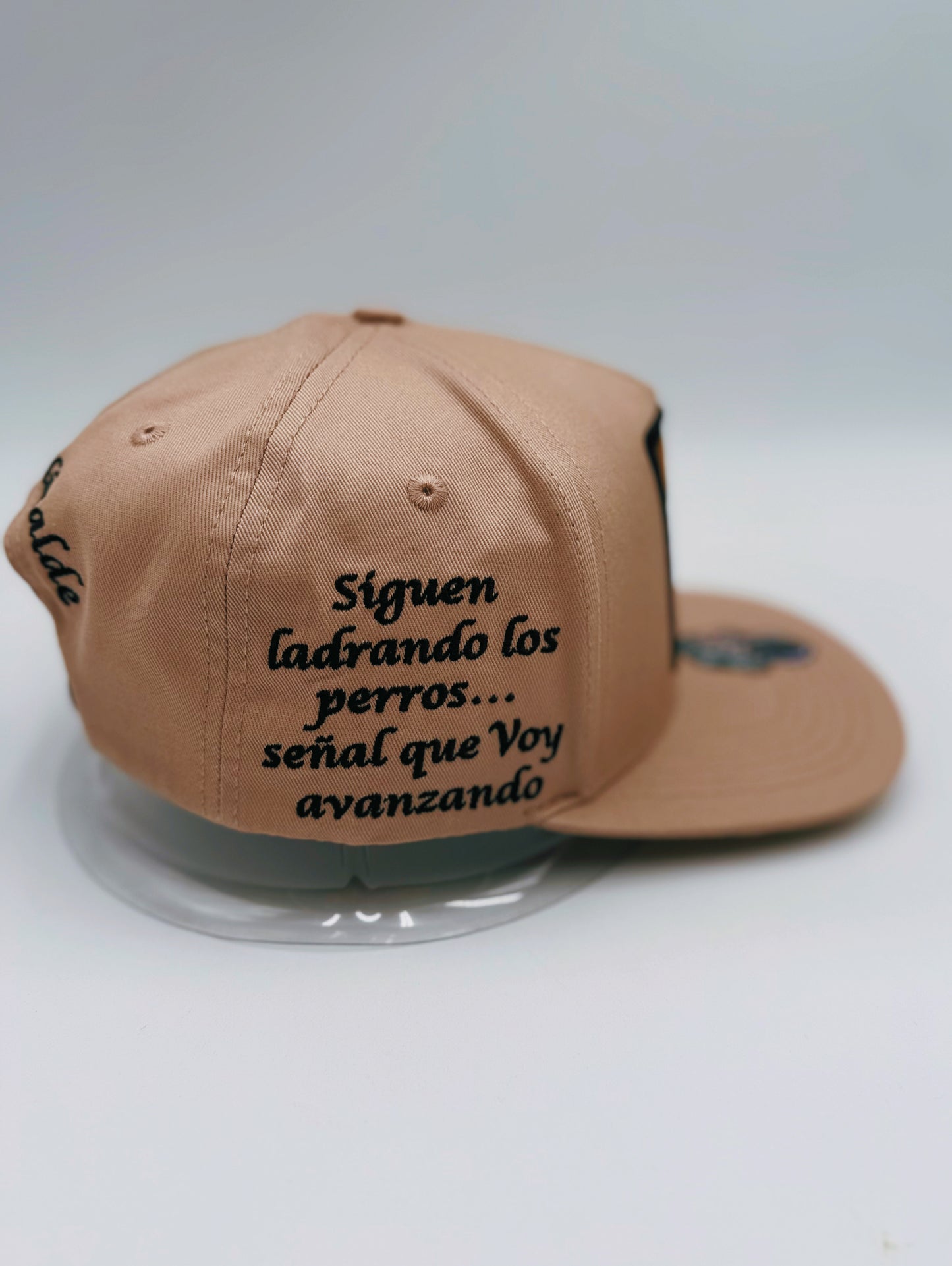 Línea ranchera mexicana cap